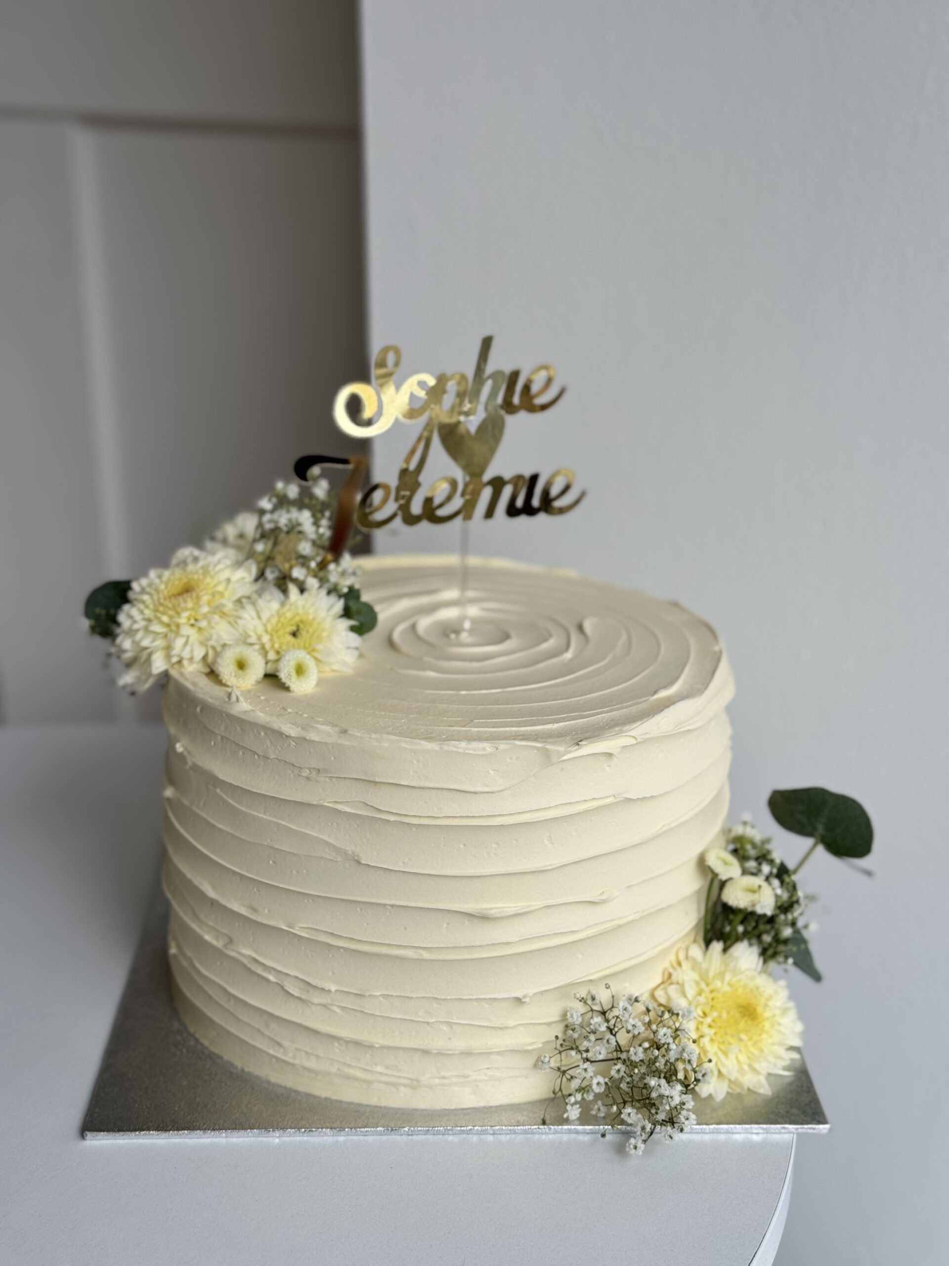 Weeding Cake